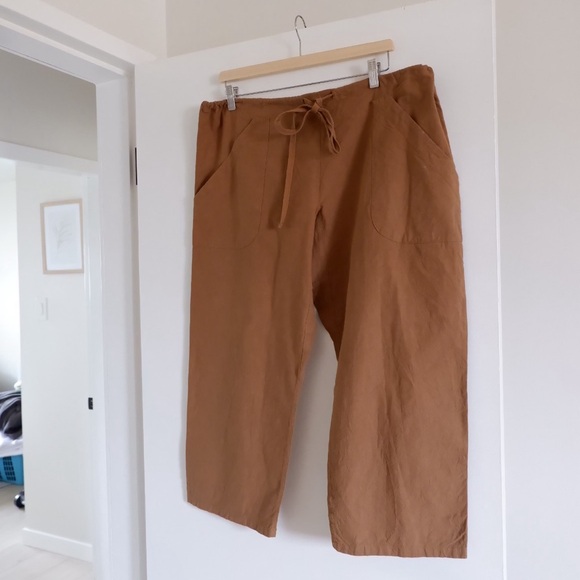PRIORY Cotton Oversized Drawstring Trousers - Picture 2 of 7